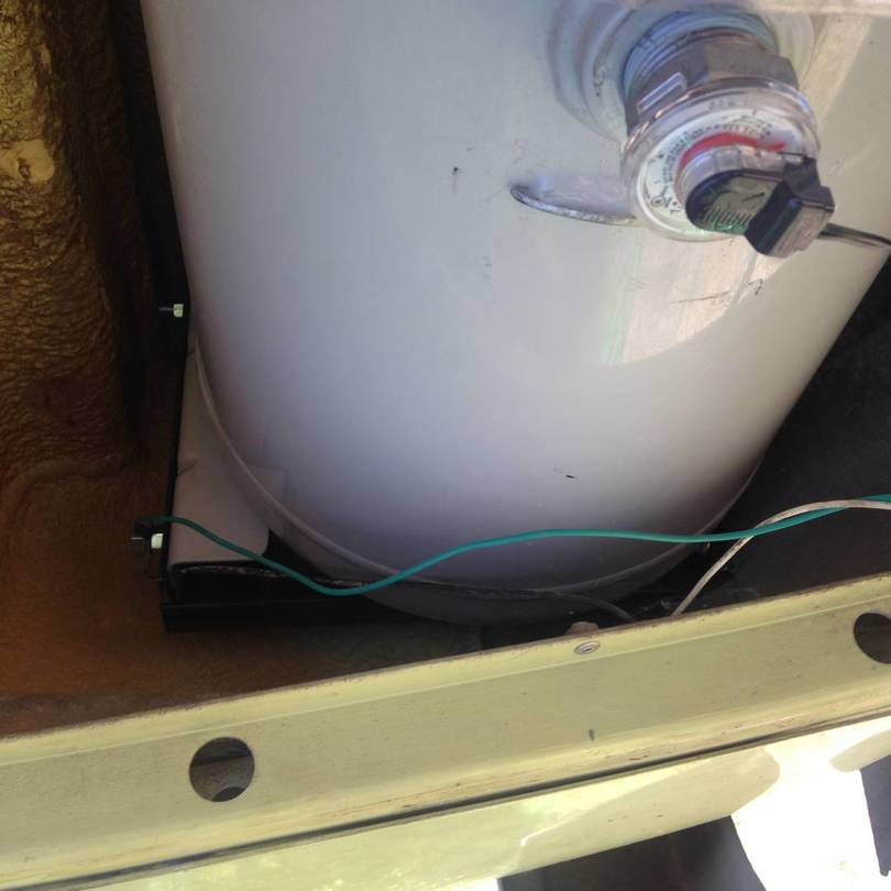 LP gas tank left inside mount