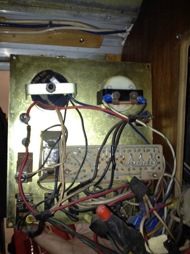rear_control_panel_11