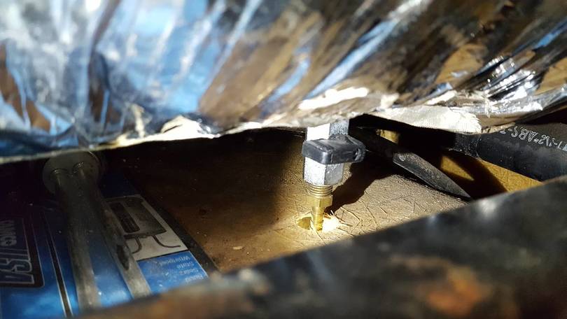 Water heater drain valve