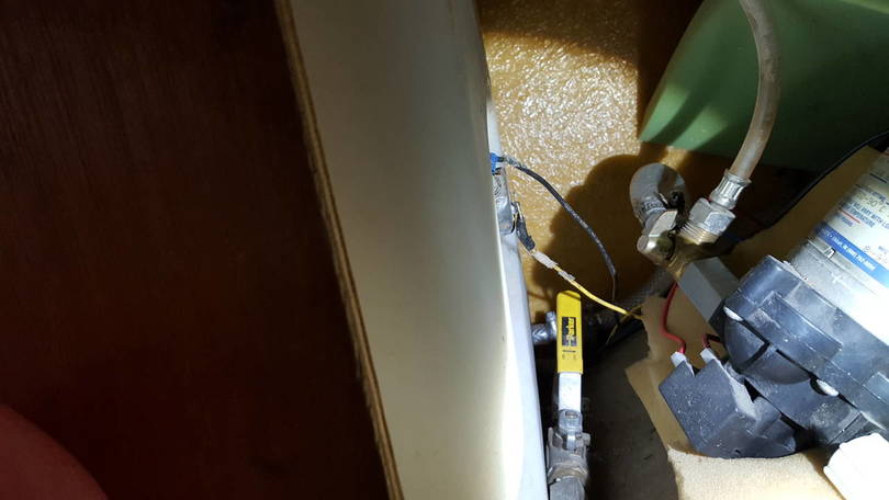 Water tank and water pump