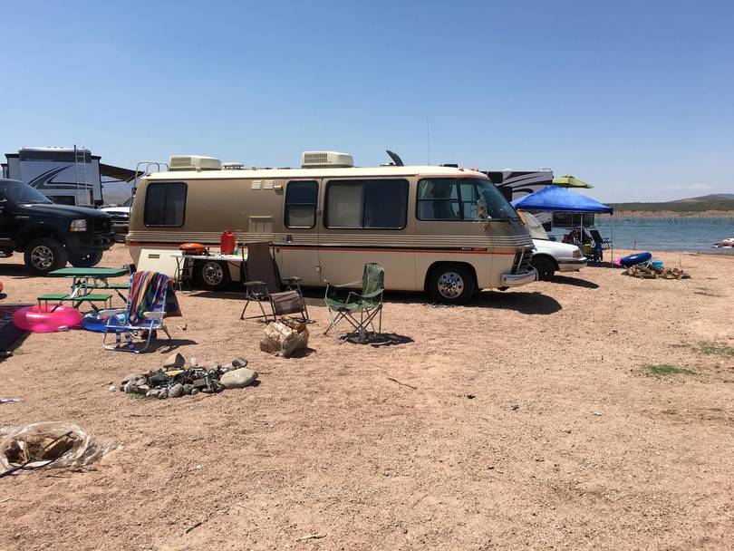 Memorial weekend-nice spot right on the water