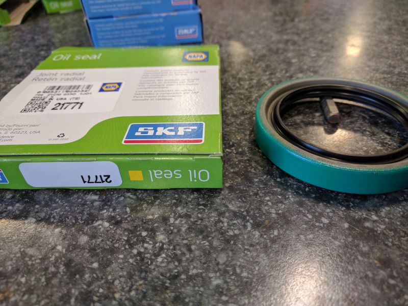 SKF-21771_rear_seal_fails_the_0_25_clearence_test