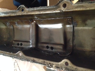 Baffles in 455 valve cover