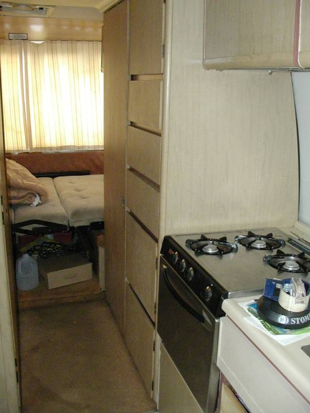 GMC_Kitchen_Rear_1_