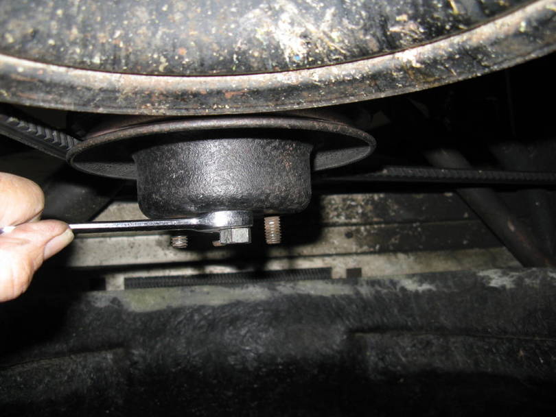 mercedes fan clutch, removing the old water pump studs
