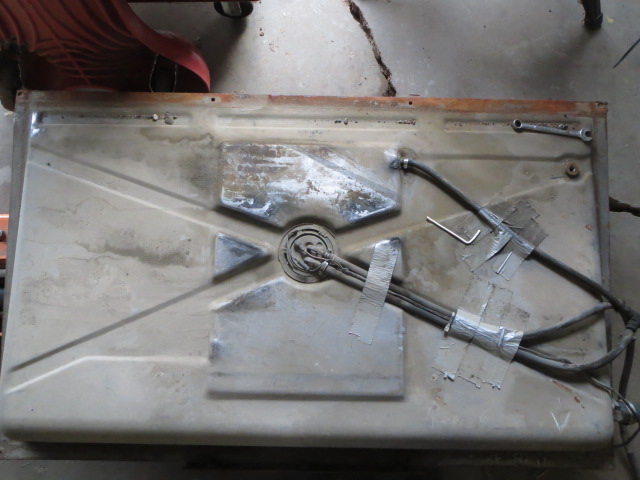Rear tank