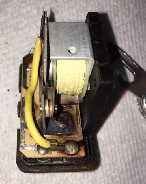 guts of the delay relay
