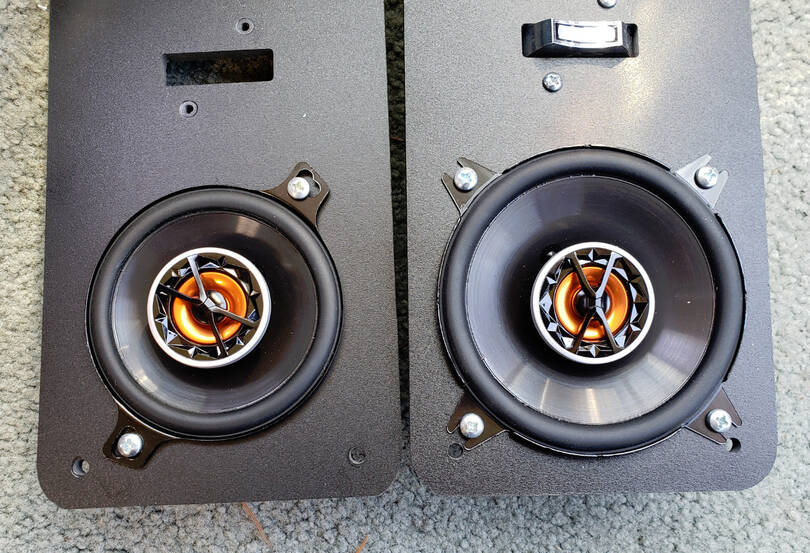 GMC_SpeakerComparison3-4