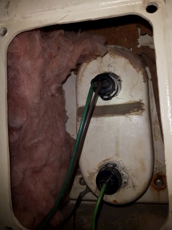 Inside fixture mount