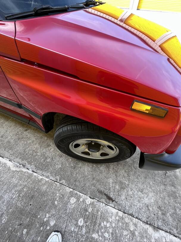 14-Passenger_Side_Front_Quarter